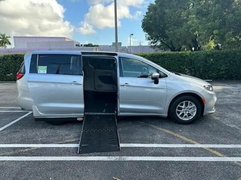 2023 Chrysler Pacifica