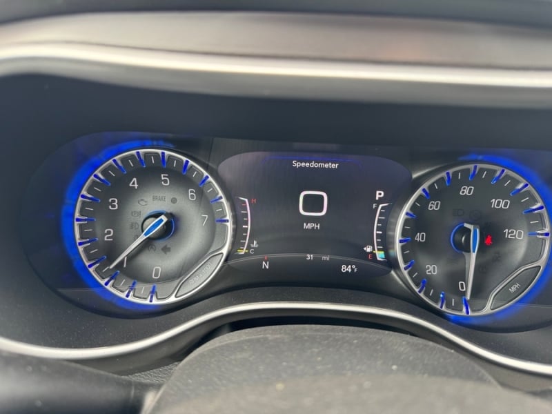 2025 Chrysler Voyager