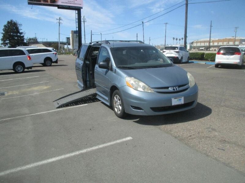 2008 Toyota Sienna