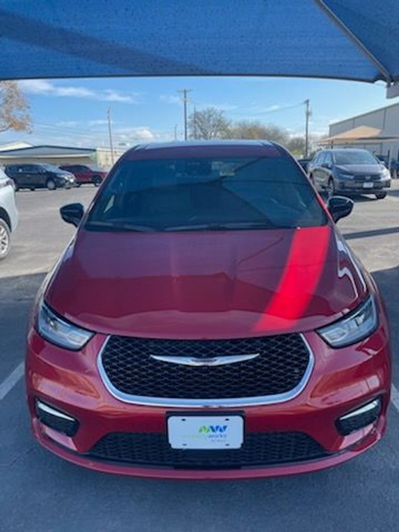 2026 Chrysler Pacifica