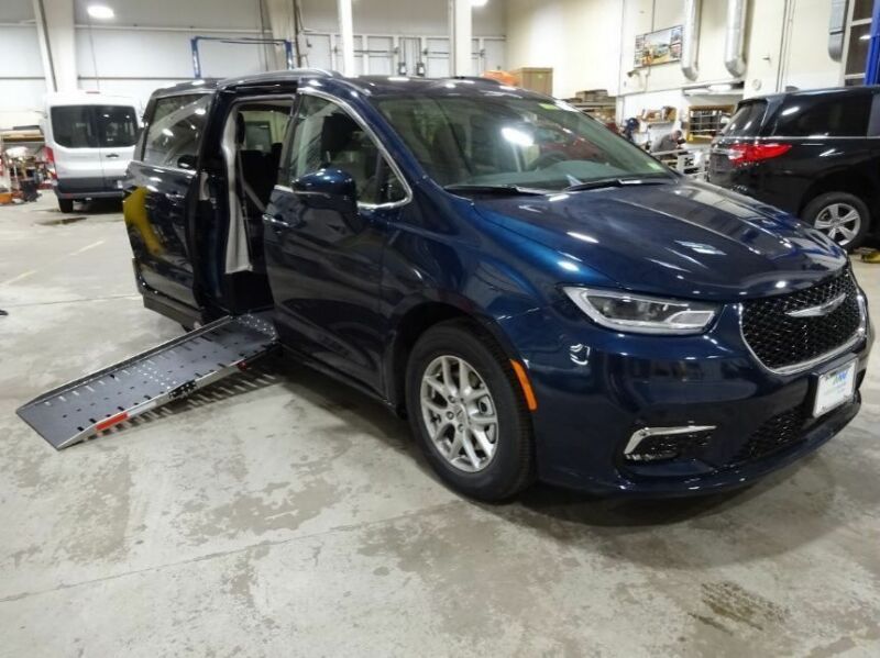 2022 Chrysler Pacifica