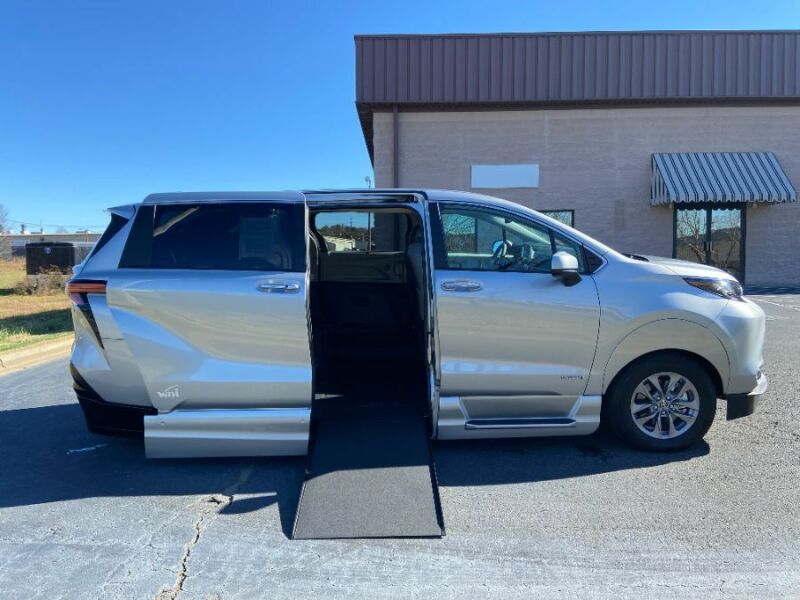 2021 Toyota Sienna