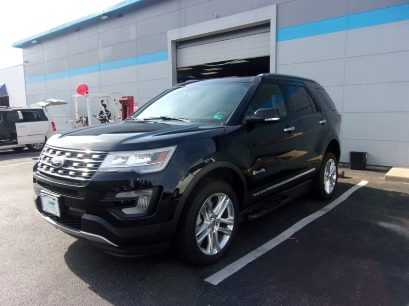 2017 Ford Explorer