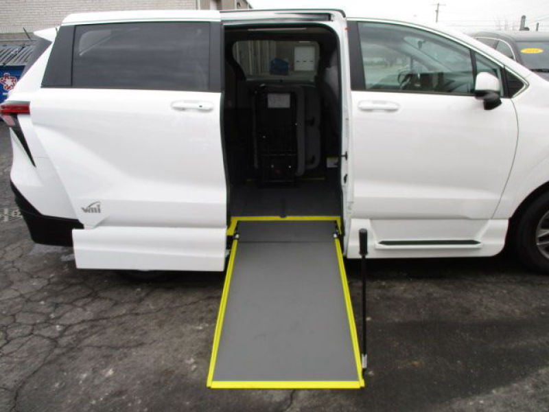 2023 Toyota Sienna