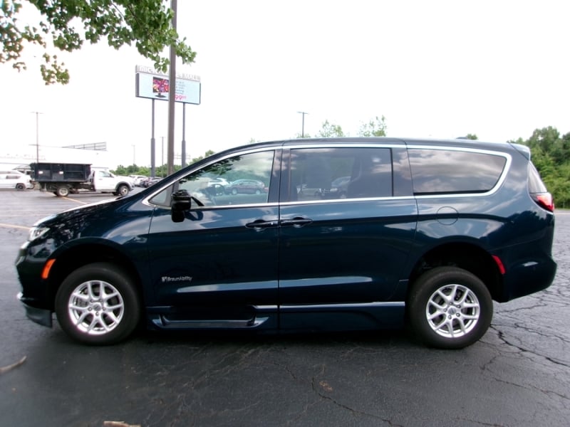 2024 Chrysler Pacifica