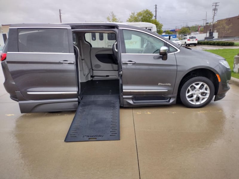 2020 Chrysler Pacifica