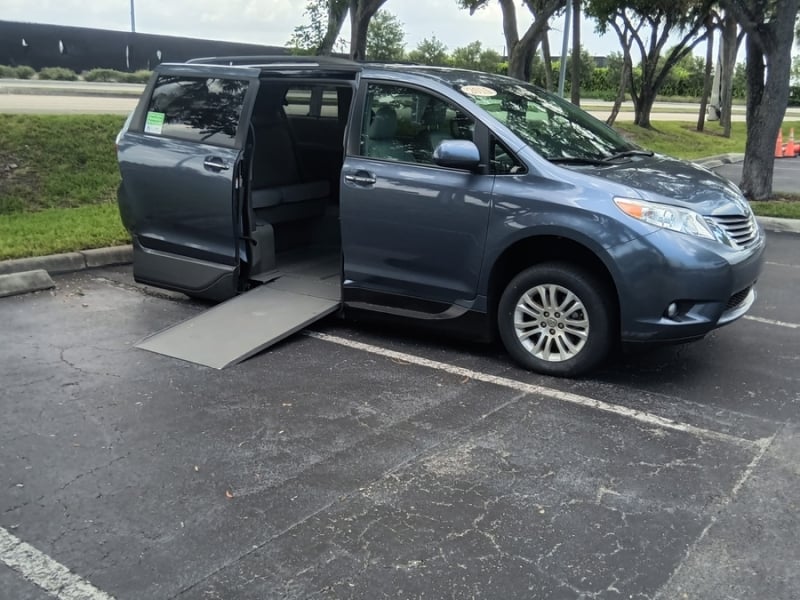 2015 Toyota Sienna