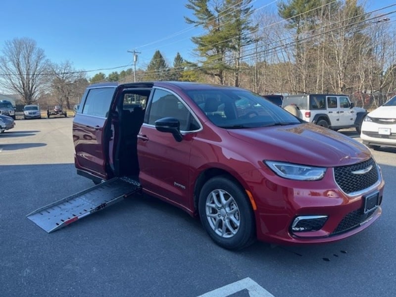 2026 Chrysler Pacifica