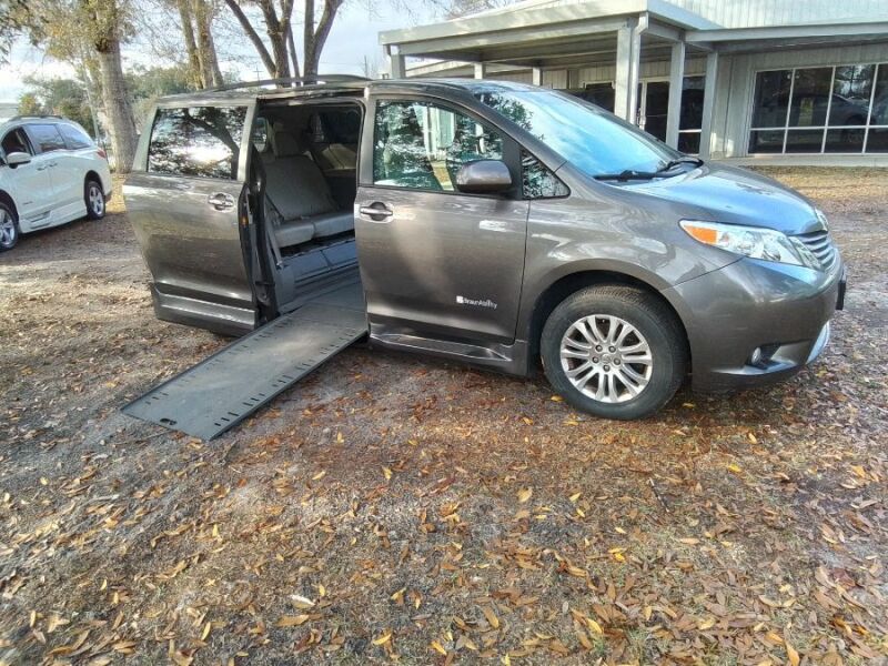 2014 Toyota Sienna