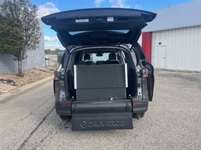 2024 Toyota Sienna