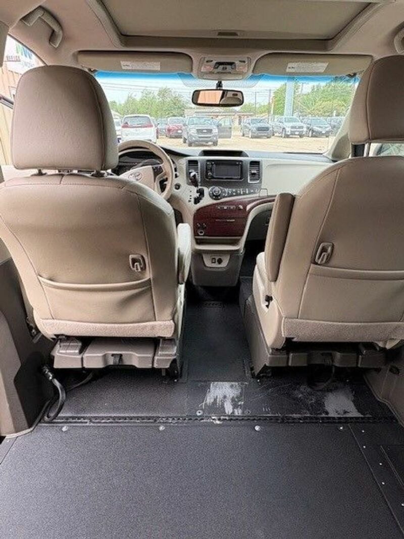 2014 Toyota Sienna