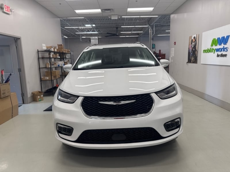 2022 Chrysler Pacifica
