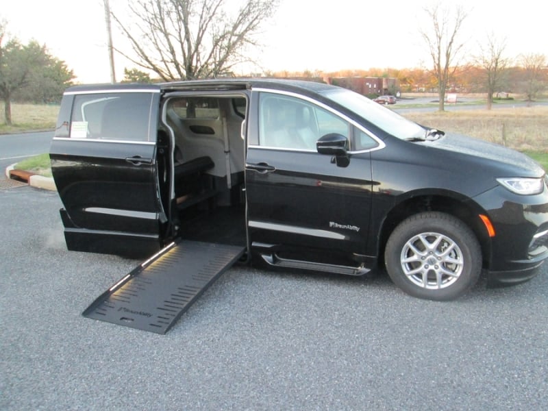 2024 Chrysler Pacifica