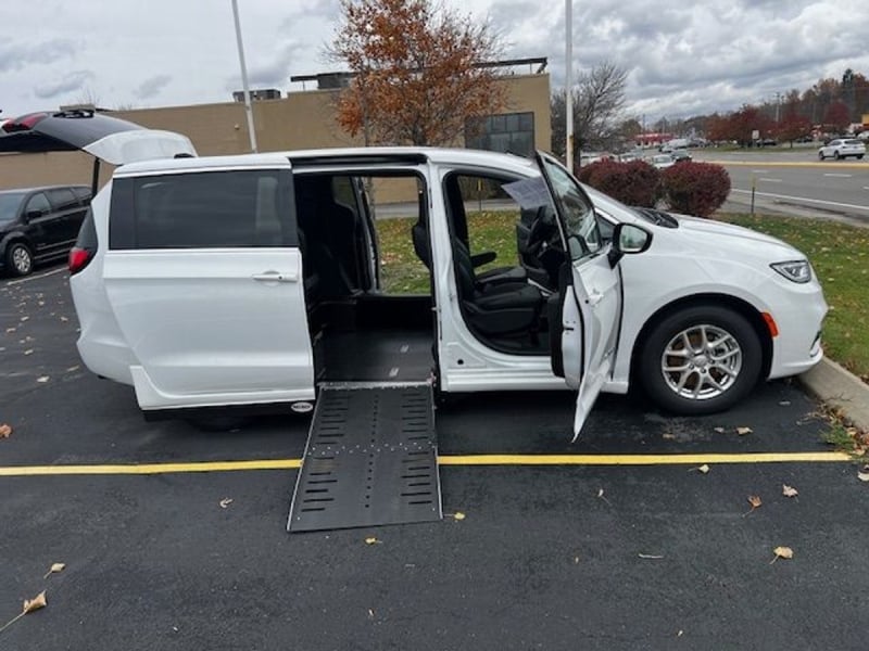 2026 Chrysler Pacifica
