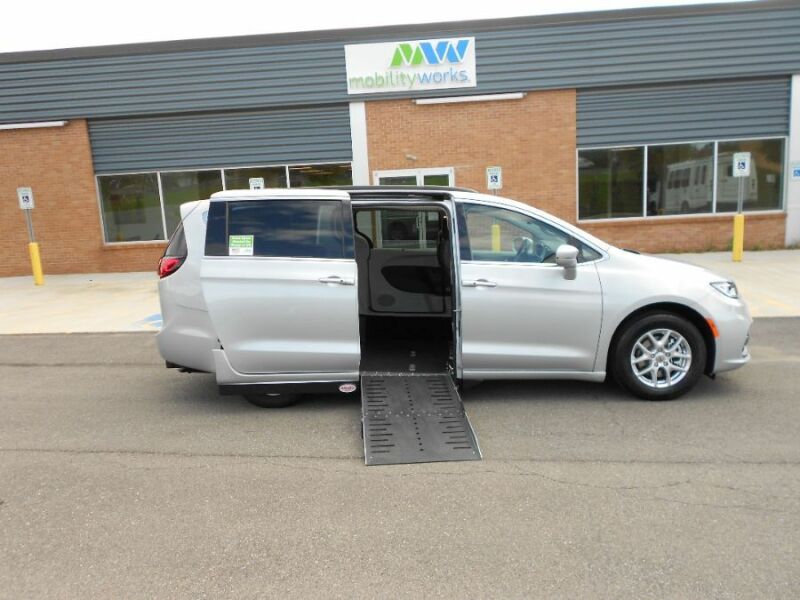 2022 Chrysler Pacifica