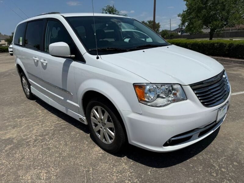 2015 Chrysler Town and Country