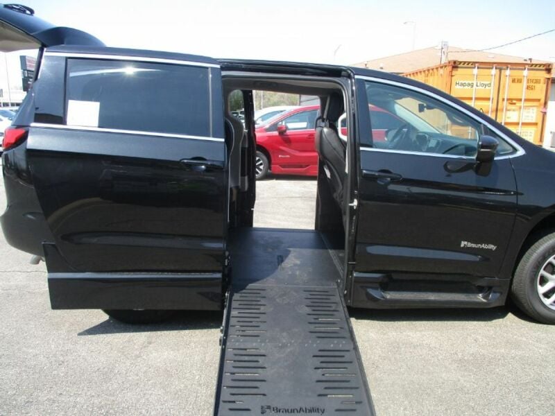 2023 Chrysler Pacifica
