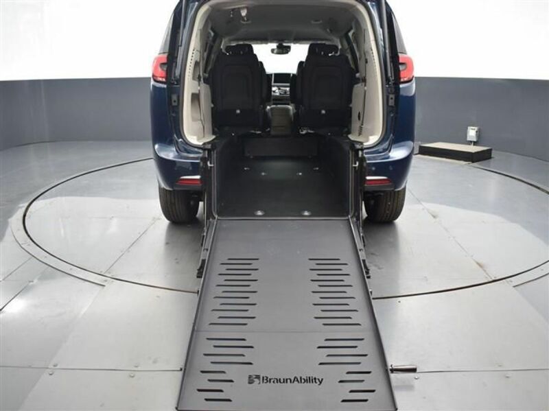 2023 Chrysler Pacifica