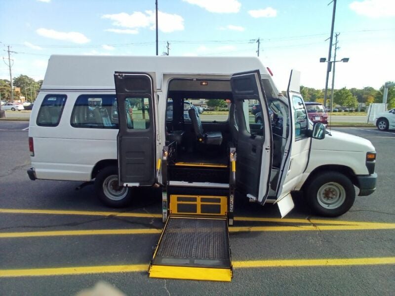2011 Ford E-Series Cargo