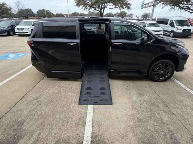 2024 Toyota Sienna