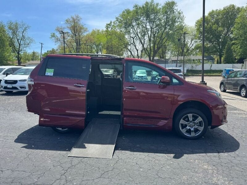 2019 Toyota Sienna