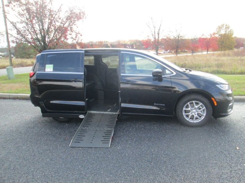 2026 Chrysler Pacifica