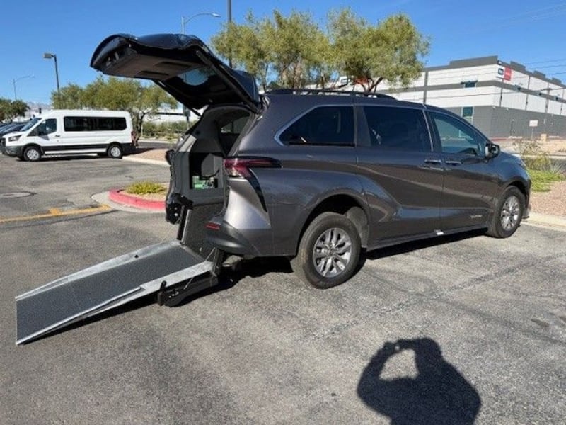 2024 Toyota Sienna