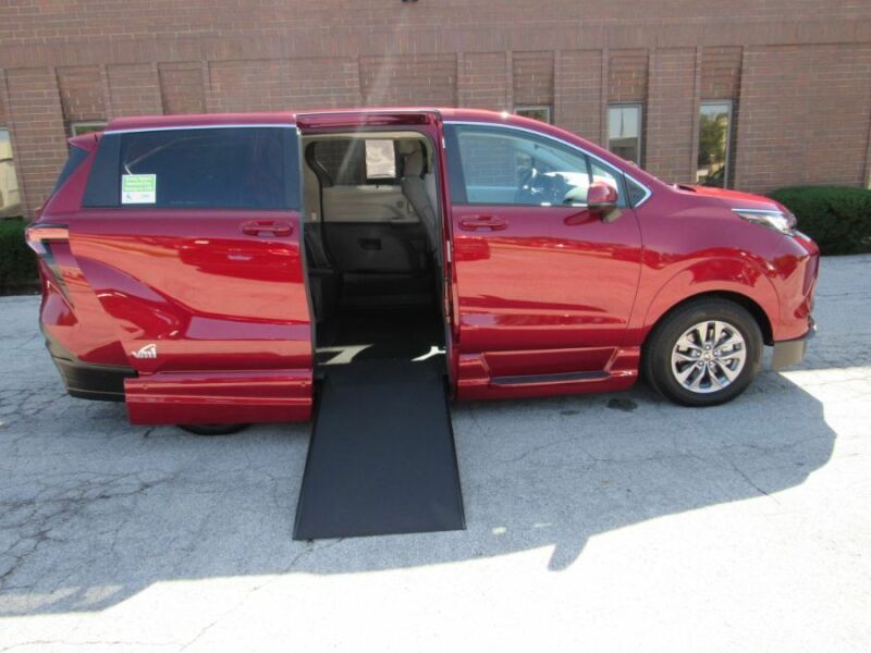 2022 Toyota Sienna