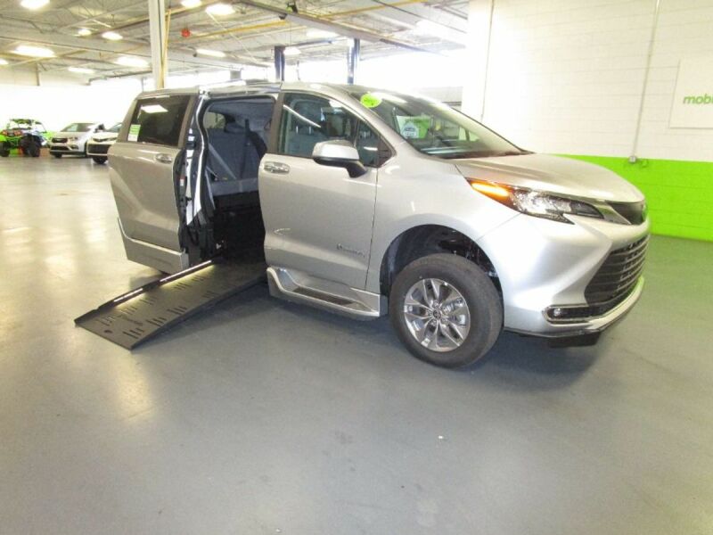 2023 Toyota Sienna
