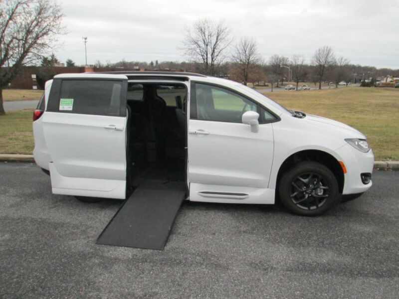 2020 Chrysler Pacifica