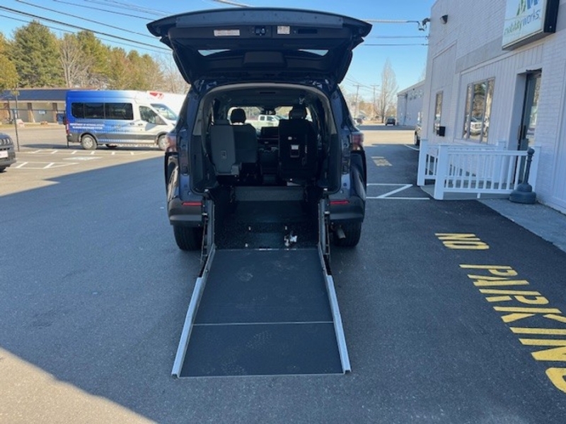 2024 Toyota Sienna