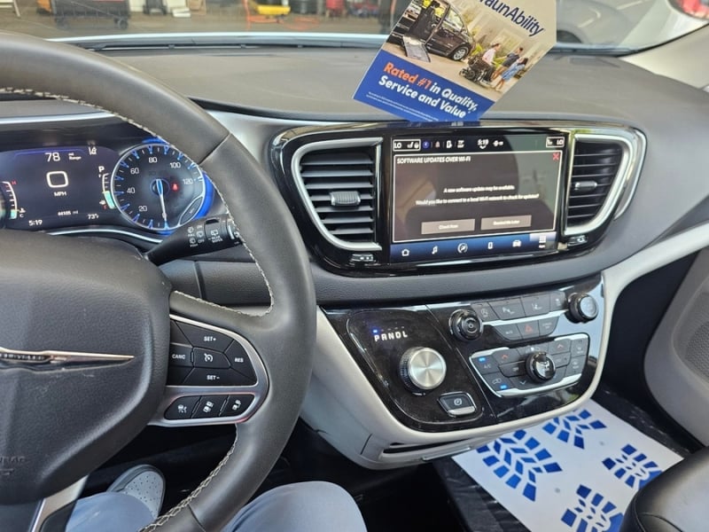2024 Chrysler Pacifica