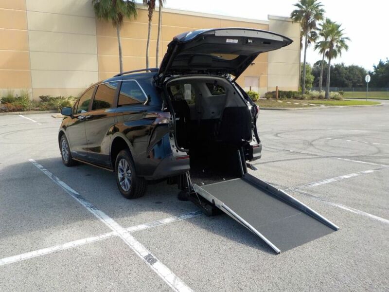 2024 Toyota Sienna