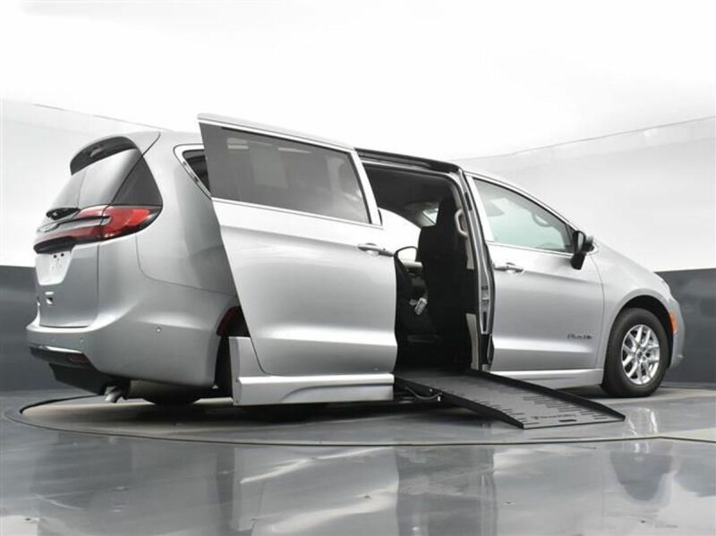 2023 Chrysler Pacifica
