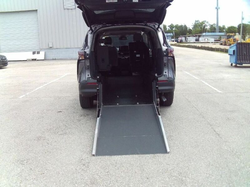 2023 Toyota Sienna