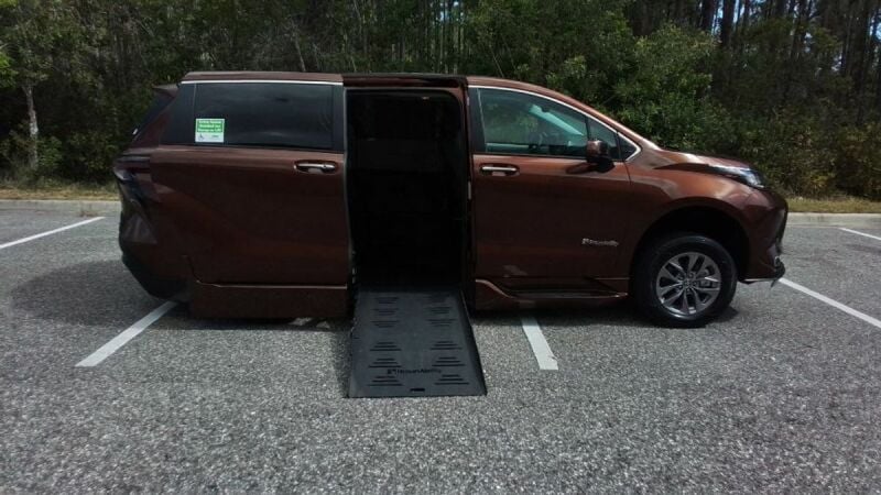 2023 Toyota Sienna
