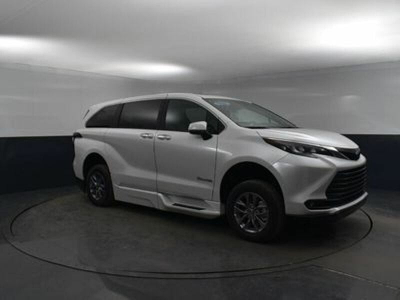 2025 Toyota Sienna
