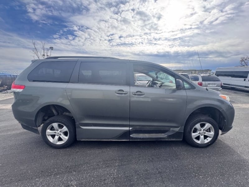 2014 Toyota Sienna