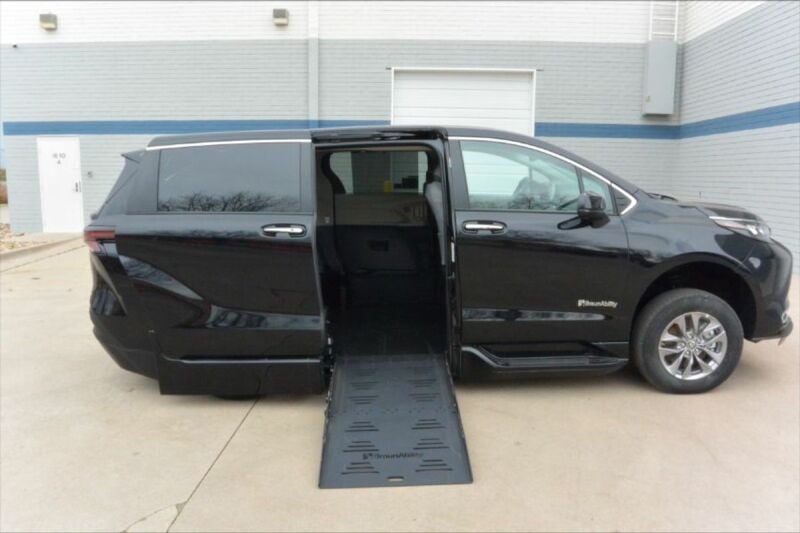 2024 Toyota Sienna