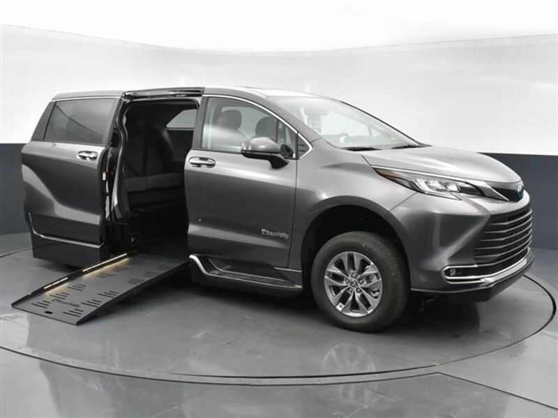 2023 Toyota Sienna