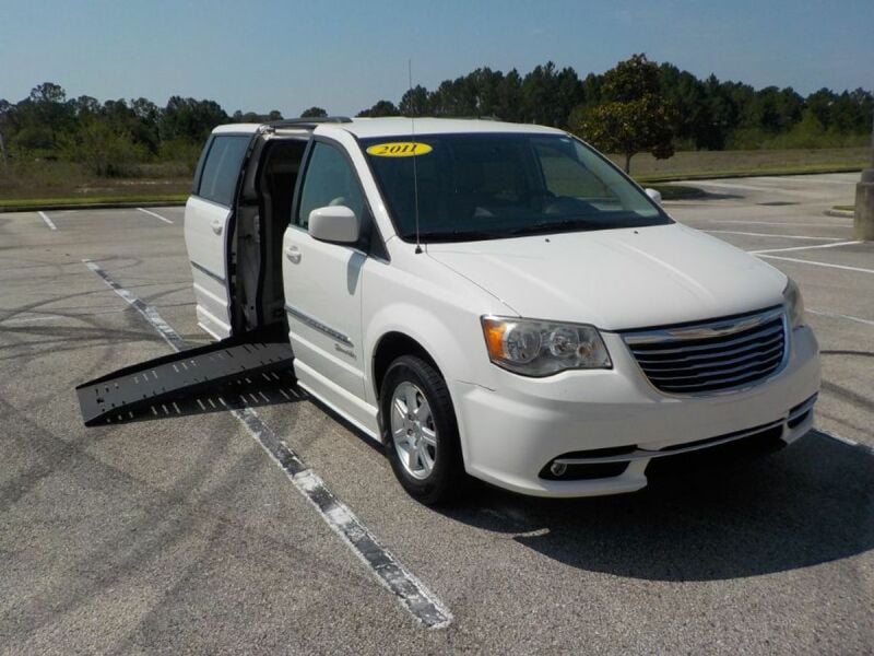 2011 Chrysler Town and Country