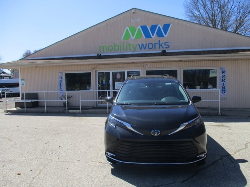 2024 Toyota Sienna