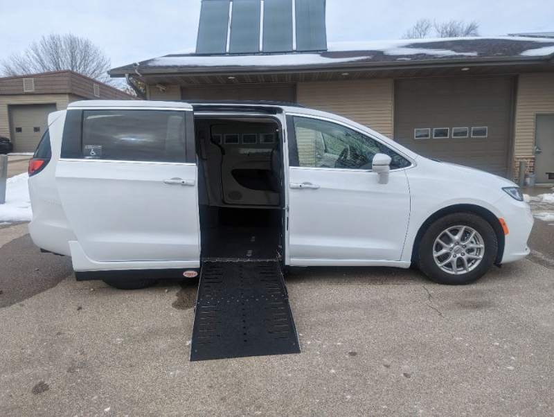 2022 Chrysler Pacifica