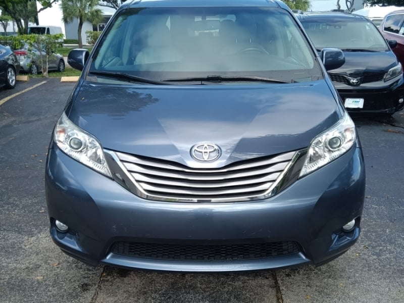 2015 Toyota Sienna