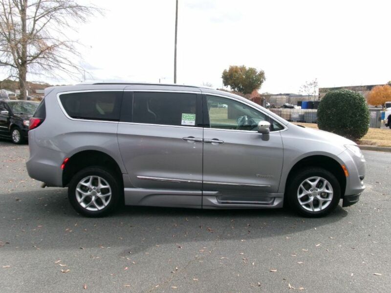 2020 Chrysler Pacifica