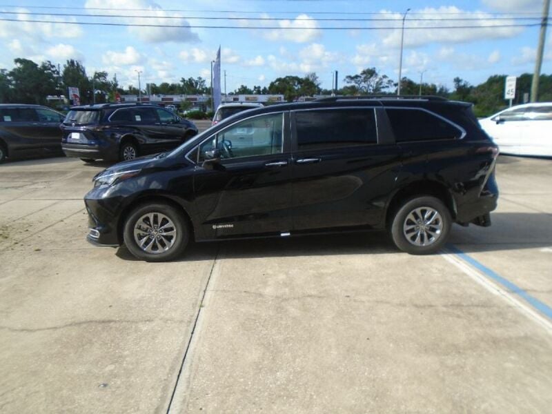 2024 Toyota Sienna