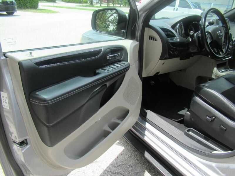 2020 Dodge Grand Caravan