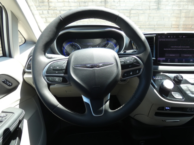 2024 Chrysler Pacifica