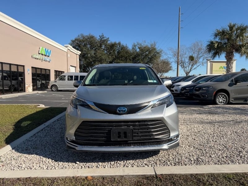 2024 Toyota Sienna