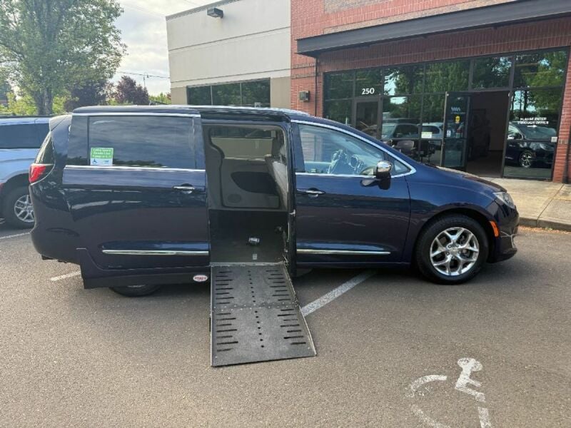2017 Chrysler Pacifica